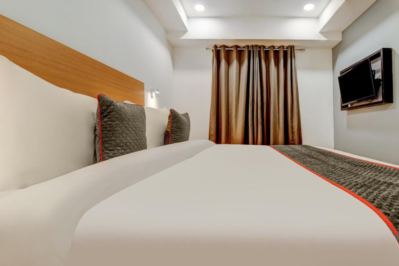 Oyo Townhouse 115 Patel Nagar Hotel Ню Делхи Екстериор снимка