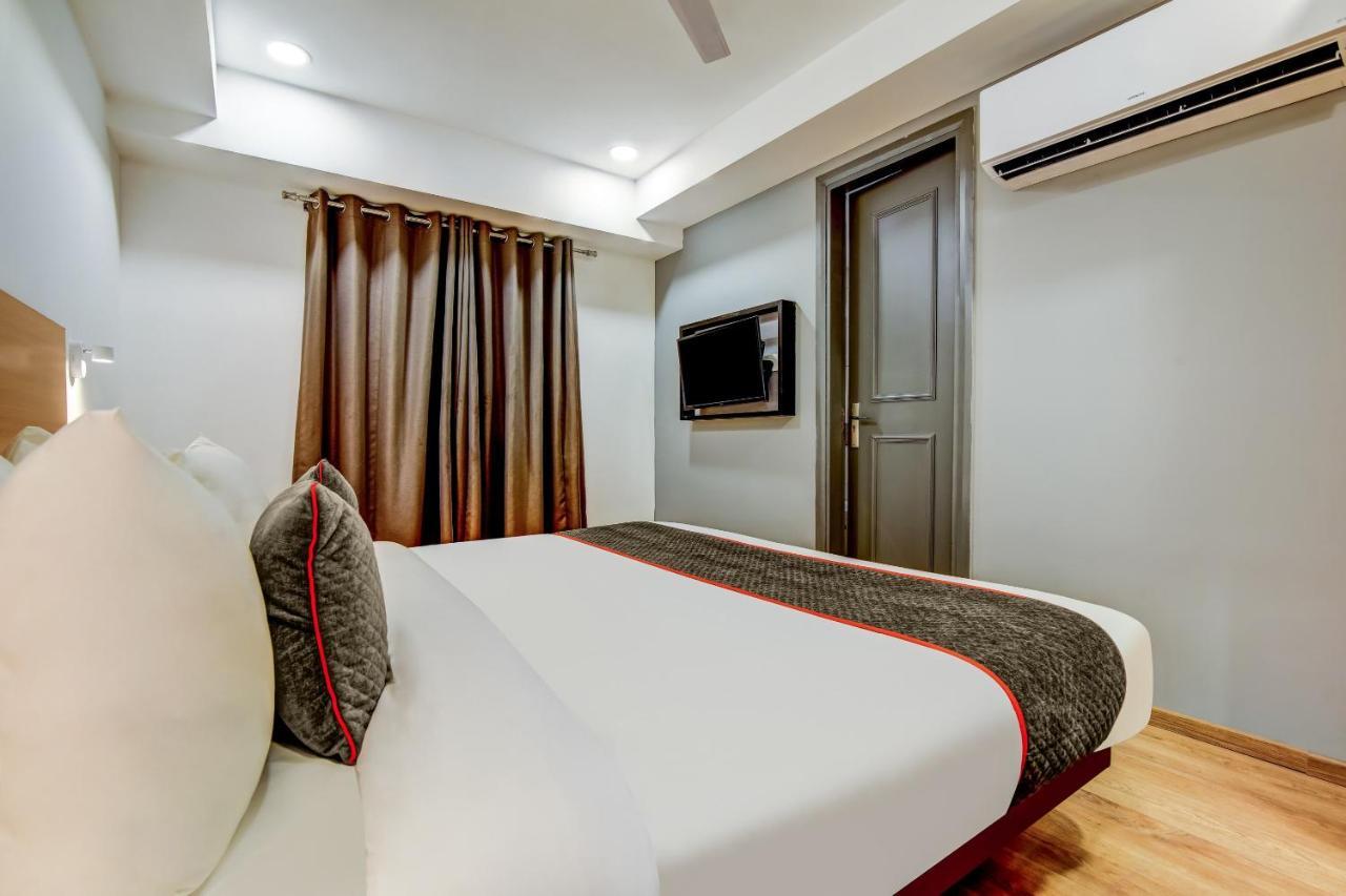 Oyo Townhouse 115 Patel Nagar Hotel Ню Делхи Екстериор снимка