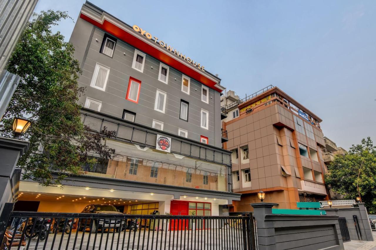 Oyo Townhouse 115 Patel Nagar Hotel Ню Делхи Екстериор снимка